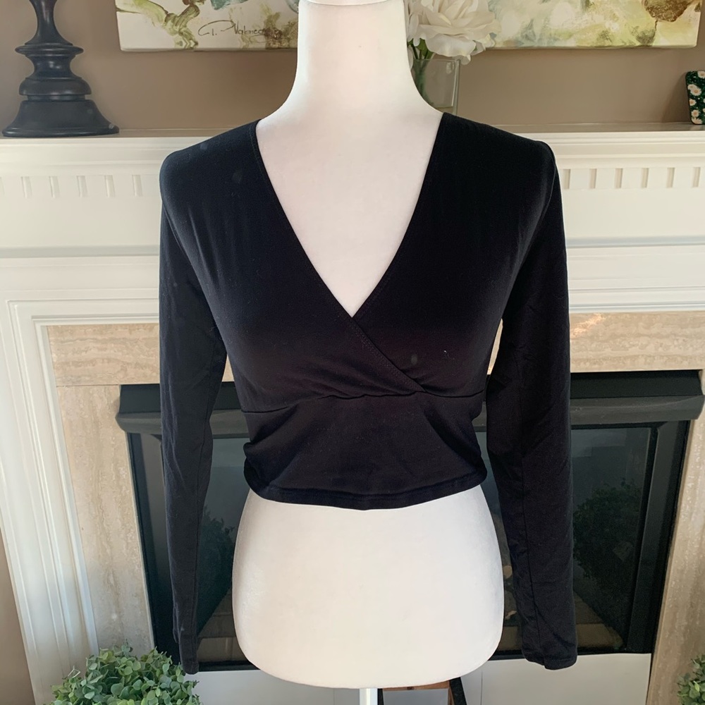 Garage Long Sleeve Black Crop Top (Size Girl's Large)